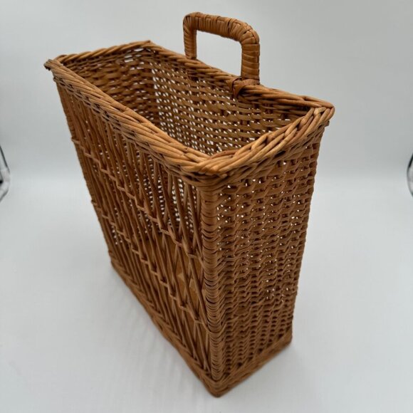 VTG Splint Wood Hand Crafted Wall Basket Organizer Magazine Mail French Country - Picture 5 of 16